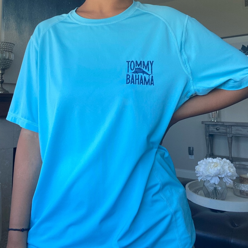 ISLANDACTIVE TOMMY BAHAMA TEE SHIRT